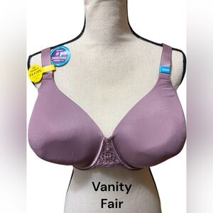 Vanity Fair-NWT 38DDD Beauty Back/
Minimizer. Color purple . 4 hook/3 position